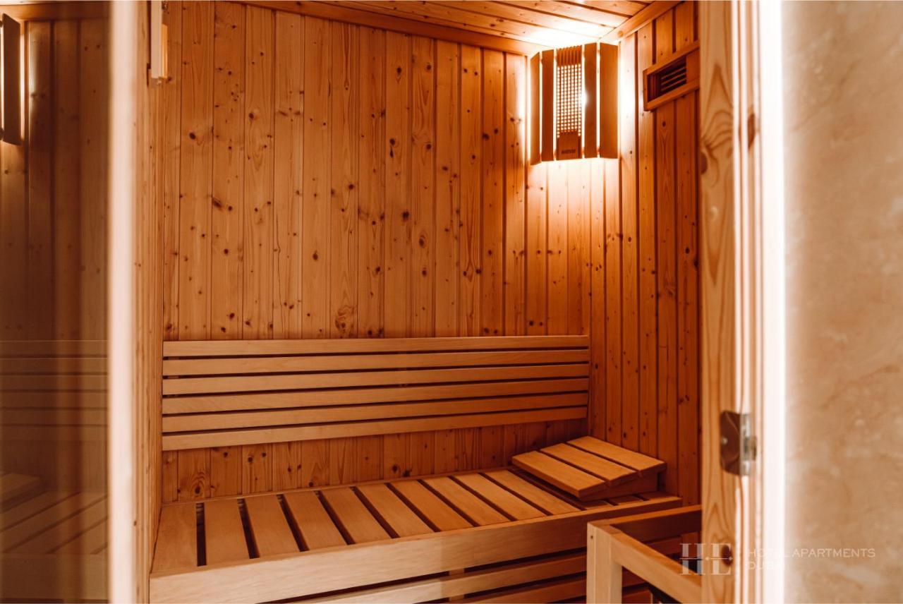 He Hotel Apartments ดูไบ ภายนอก รูปภาพ A Finnish sauna